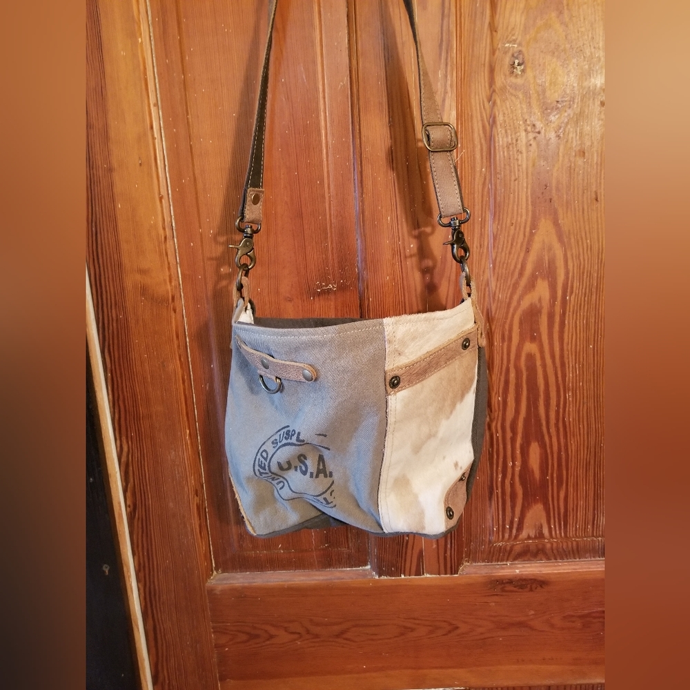 Myra Crossbody Bag